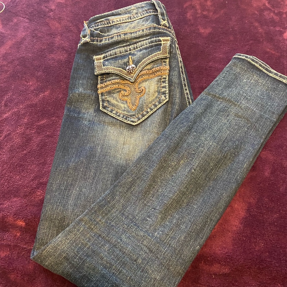 Almost like new Rock Revival skinny jeans sz 27